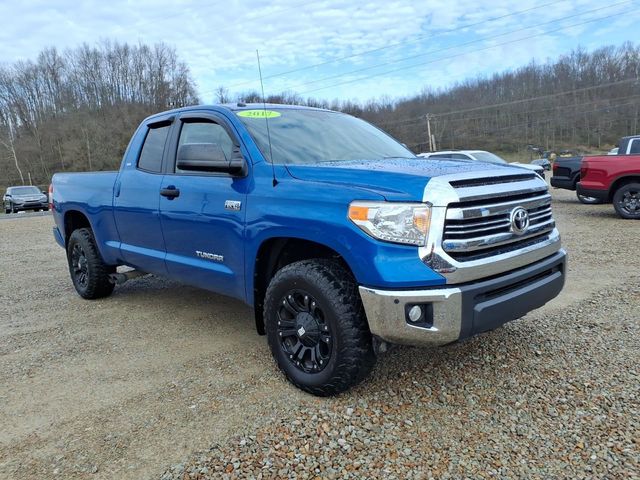 2017 Toyota Tundra SR5 Double Cab 5.7L 4WD