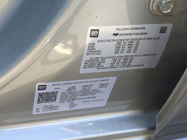 Used 2025 Gray Chevrolet Custom image 36