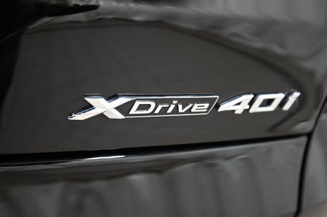 Used 2022 Black BMW xDrive40i image 19