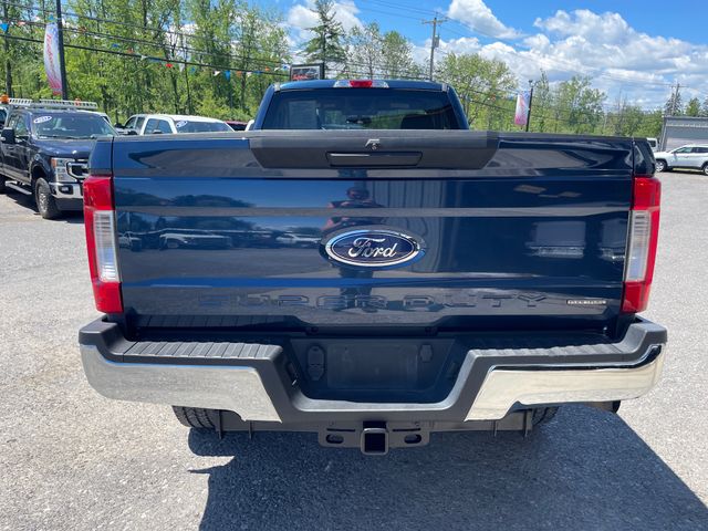 2019 Ford F-250SD XLT - Blue exterior view 6