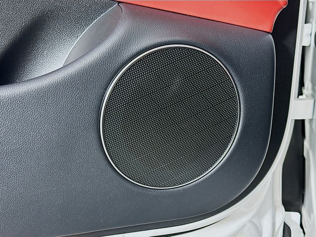 Thumbnail: 2025 Genesis GV70 - 19