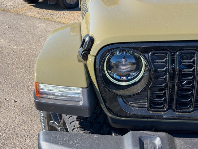 new 2026 Jeep Gladiator car, priced at $46,715