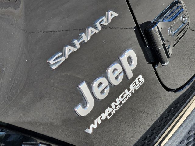 2022 Jeep Wrangler Unlimited Sahara 11