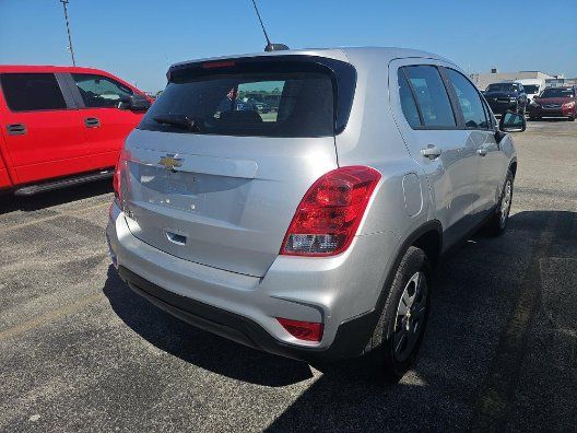 2018 Chevrolet Trax LS photo