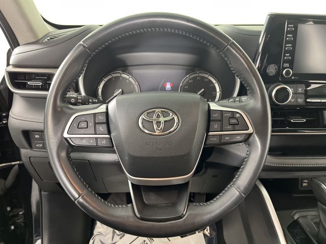 2022 Toyota Highlander XLE 20