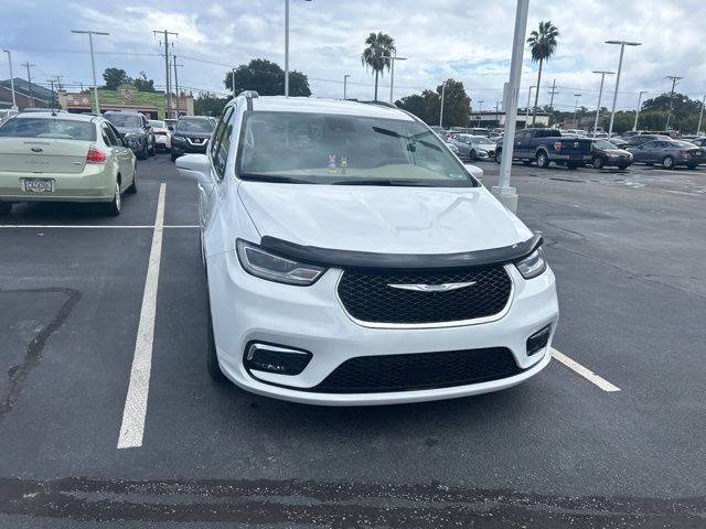 2021 Chrysler Pacifica Hybrid Touring L 5