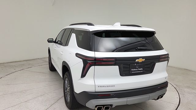 2024 Chevrolet Traverse LT - 3