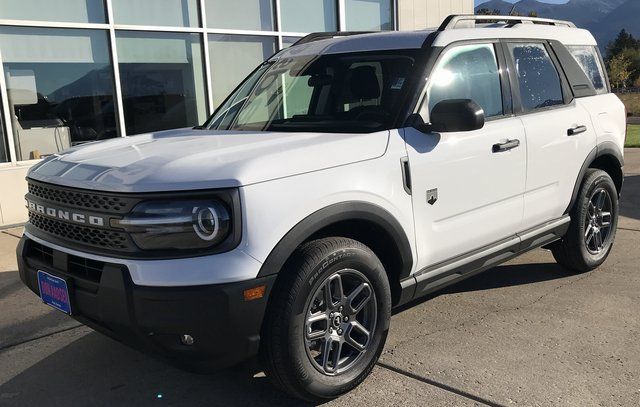 New 2025 White Ford Big Bend image 3