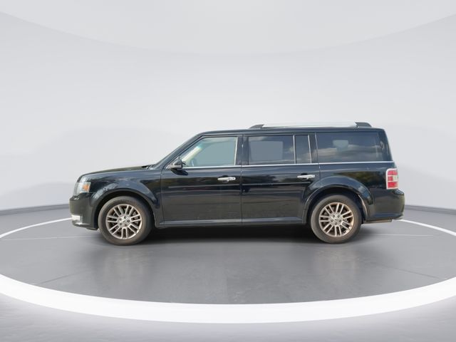 Used 2016 Black Ford SEL image 5