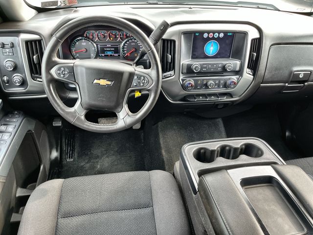 Used 2018 Silver Chevrolet LT image 12