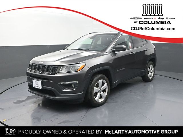 Gray (Granite Crystal Metallic Clearcoat) 2018 Jeep Compass SUV / Crossover Four-Wheel Drive 9-Speed Automatic