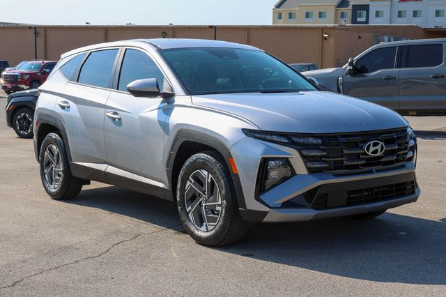 Shimmering Silver 2026 Hyundai Tucson Hybrid SUV / Crossover 6-Speed Automatic