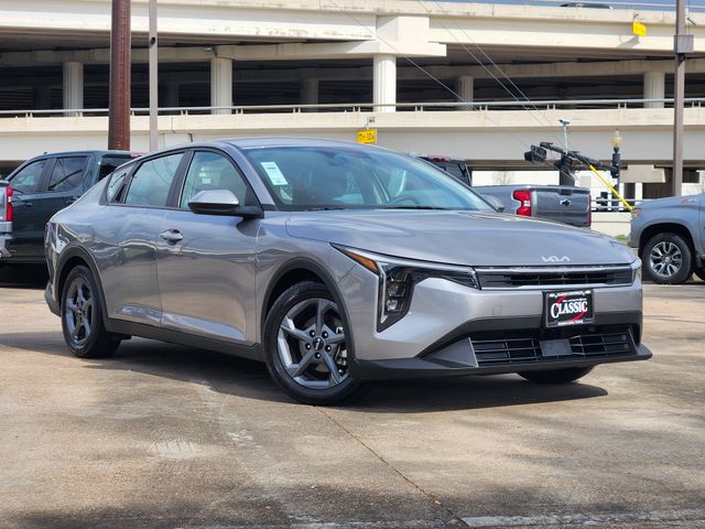 Steel Gray 2025 Kia K4 LXS FWD Sedan Front-Wheel Drive Continuously Variable Transmission