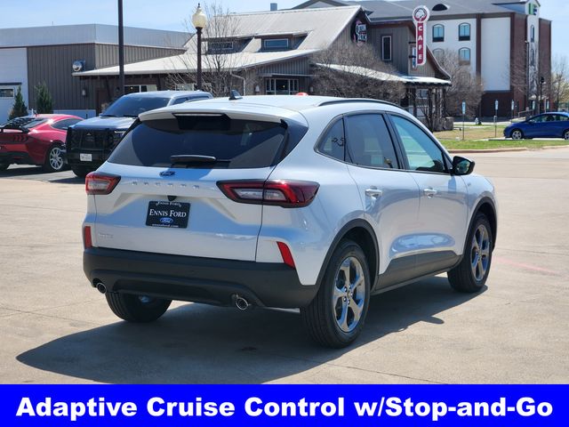 2025 Ford Escape ST-Line photo