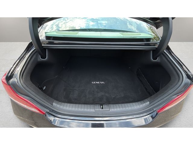 Used 2021 Black Genesis 3.3T image 32