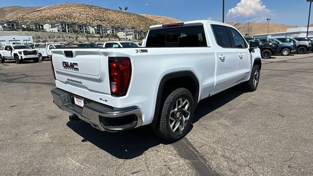 2024 GMC Sierra 1500 SLE 3