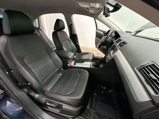 2012 Volkswagen Passat 2.5 SE Blue at Subaru and VW of Moon Township