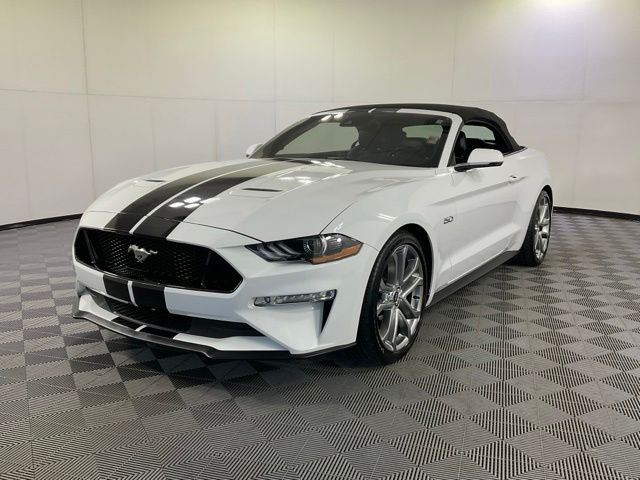 Oxford White 2021 Ford Mustang Convertible Rear-Wheel Drive Automatic