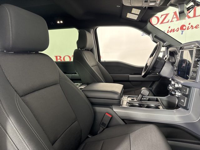 2025 Agate Black Metallic Ford F-150 XLT 4X4 Truck