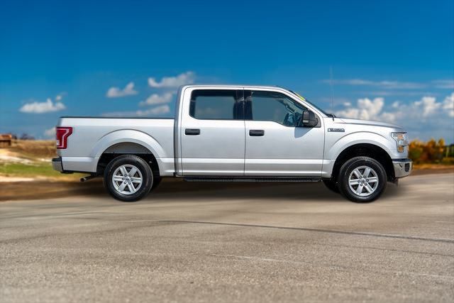 2015 Ford F-150 XLT 8