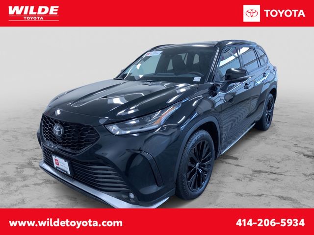 Midnight Black Metallic 2025 Toyota Highlander SUV / Crossover All-Wheel Drive 8-Speed Automatic