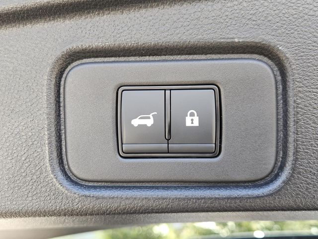 Used 2025 Nissan Pathfinder SUV