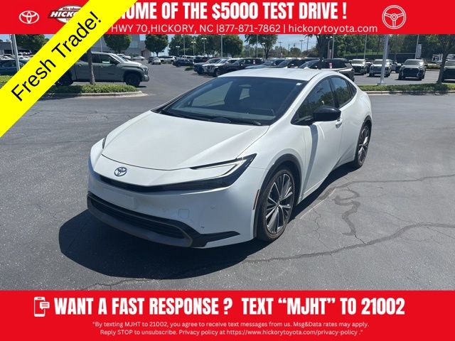 2023 Toyota Prius XLE FWD's photo