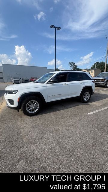 Bright White Clearcoat 2024 Jeep Grand Cherokee SUV / Crossover 4X2 8-Speed Automatic