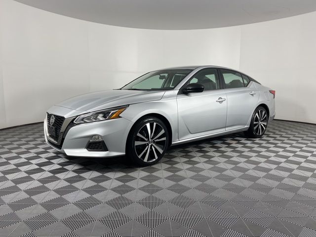 2022 Nissan Altima 2.5 SR 5