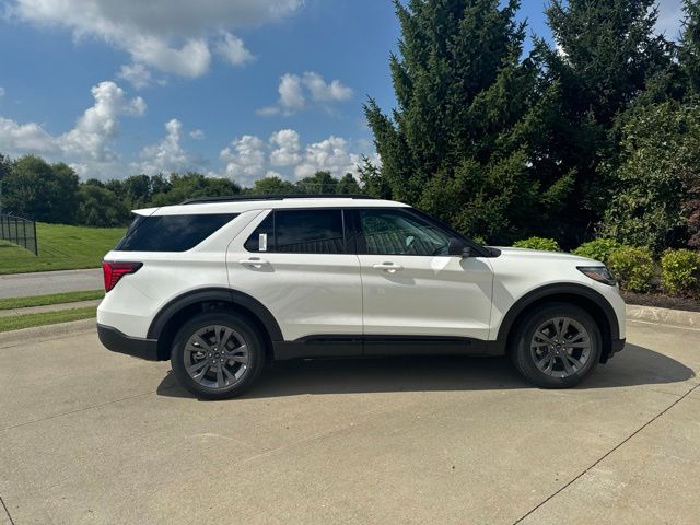 New 2026 White Ford Active image 3
