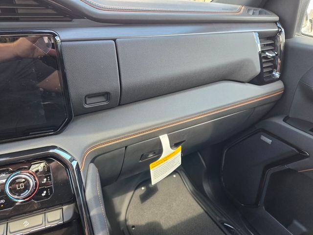 New 2026 White GMC AT4 image 29