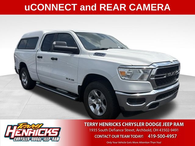 Bright White Clearcoat 2019 RAM 1500 Pickup Truck Four-Wheel Drive 8-Speed Automatic
