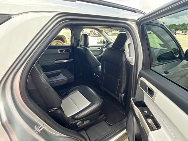 2022 Ford Explorer XLT:169421A