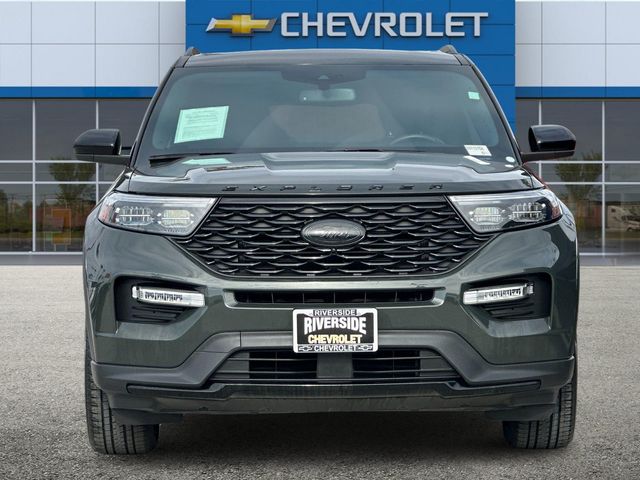 2022 Ford Explorer ST-Line 9