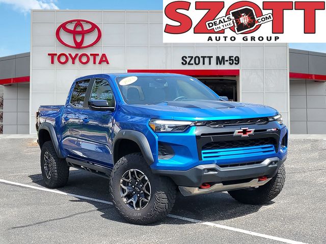 Glacier Blue Metallic 2023 Chevrolet Colorado ZR2 Crew Cab 4WD Pickup Truck Four-Wheel Drive 8-Speed Automatic