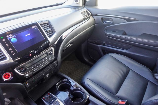 used 2016 Honda Pilot car, priced at $13,800