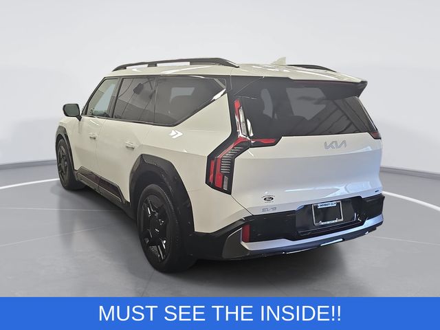 Used 2024 White Kia GT-Line image 5