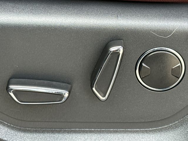 Used 2024 Black Ford Limited image 23