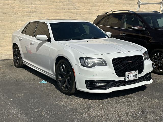 Bright White Clearcoat 2023 Chrysler 300 S V8 RWD Sedan Rear-Wheel Drive 8-Speed Automatic