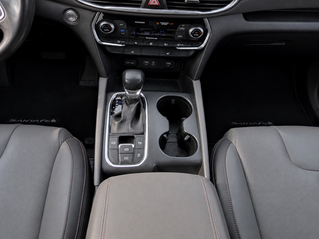 Used 2019 Silver Hyundai Limited image 12