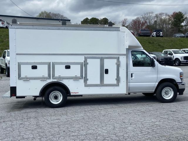 2025 Ford E-350SD Base 7