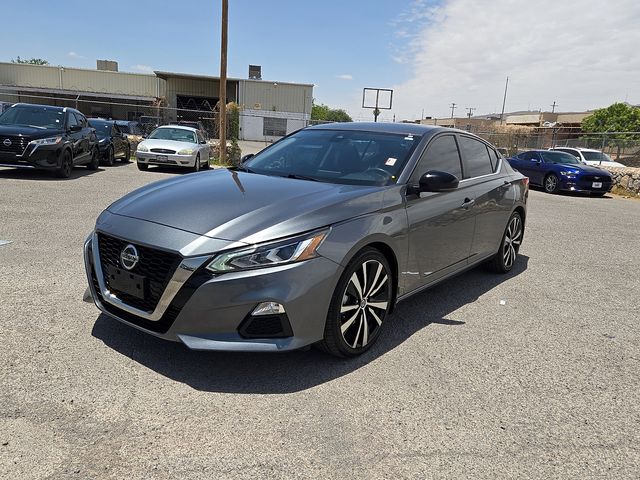 Gray (Gun Metallic) 2022 Nissan Altima 2.0 SR FWD Sedan Front-Wheel Drive Continuously Variable Transmission