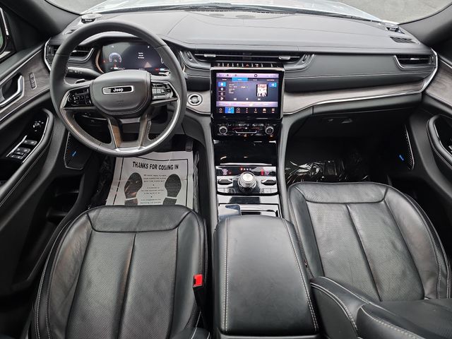 Used 2024 Silver Jeep Overland image 10