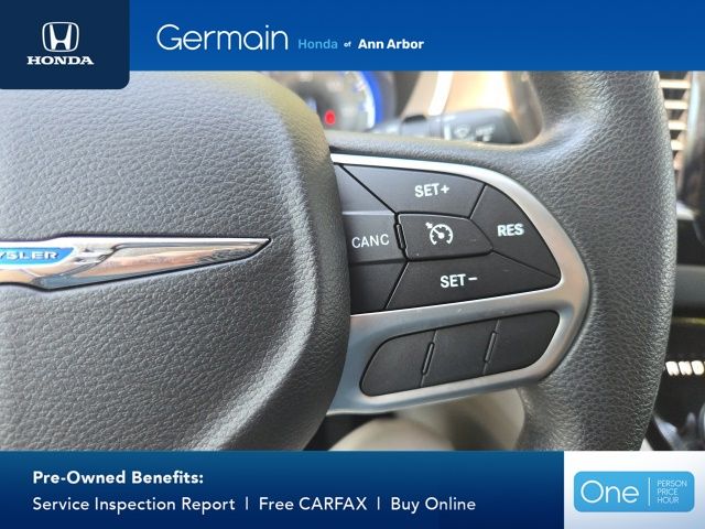 Used 2017 Molten Silver Chrysler Touring image 19