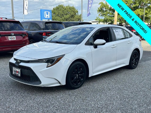 Super White 2021 Toyota Corolla Sedan Front-Wheel Drive Continuously Variable Transmission