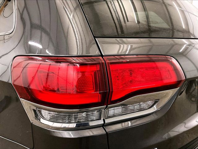 2021 Jeep Grand Cherokee Laredo E Gray at South Hills CDJR