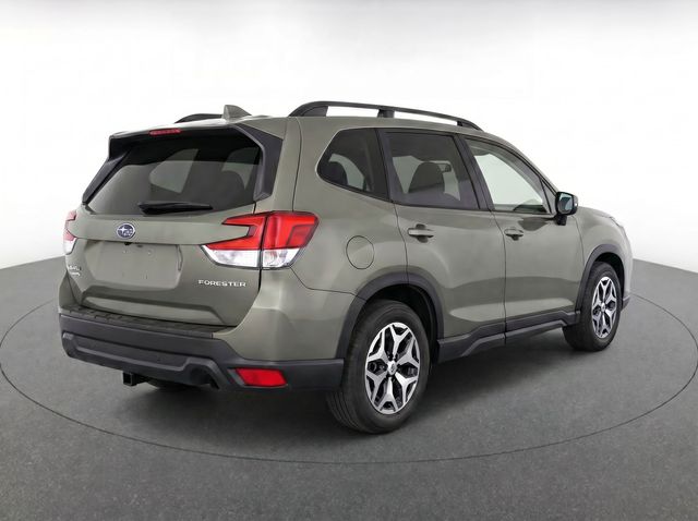 Used 2021 Green Subaru Premium image 5