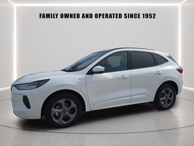 Oxford White 2023 Ford Escape Hybrid ST-Line Select AWD SUV / Crossover All-Wheel Drive Continuously Variable Transmission
