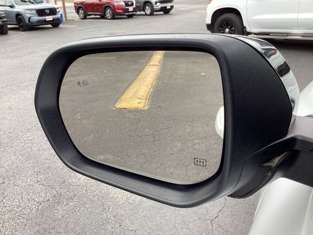 Used Car 2025 Chevrolet Traverse  Lt For Sale Under $40,000 In San Antonio, Texas