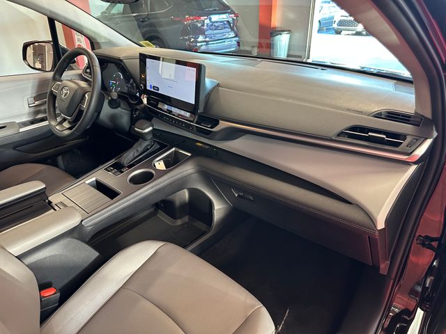 Used 2026 Toyota Sienna Van
